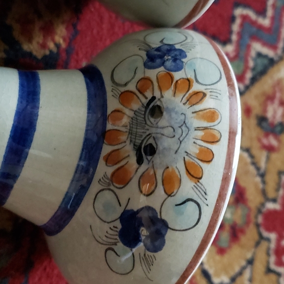 ❤ VINTAGE | Tonala Mexican Pottery Candle Holders Sun Motif Signed - Picture 3 of 16